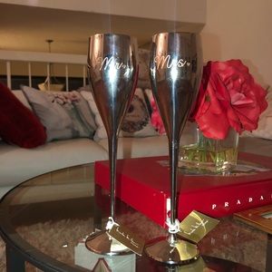 Nicole Miller Wedding Champagne Glasses